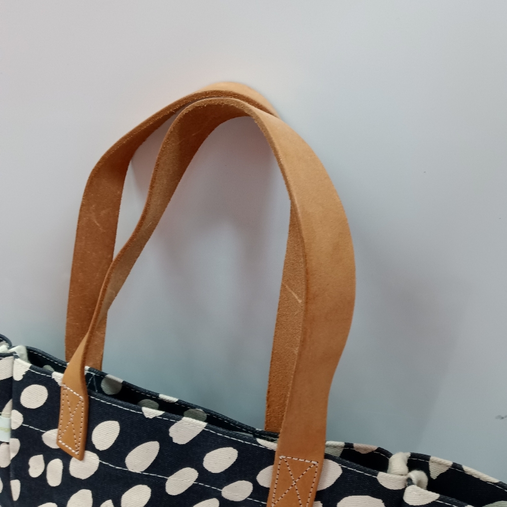 See Design/Donna Gorman Spotted Cheetah City Tote - Picture 9 of 14